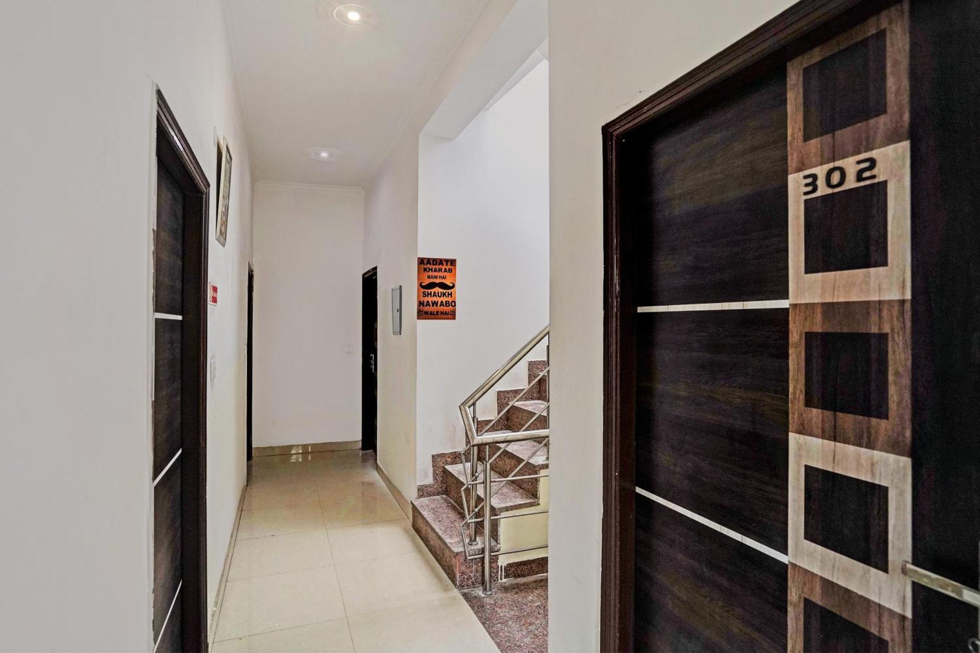 Hotel O Golden Imperial Greater Noida Eksteriør bilde