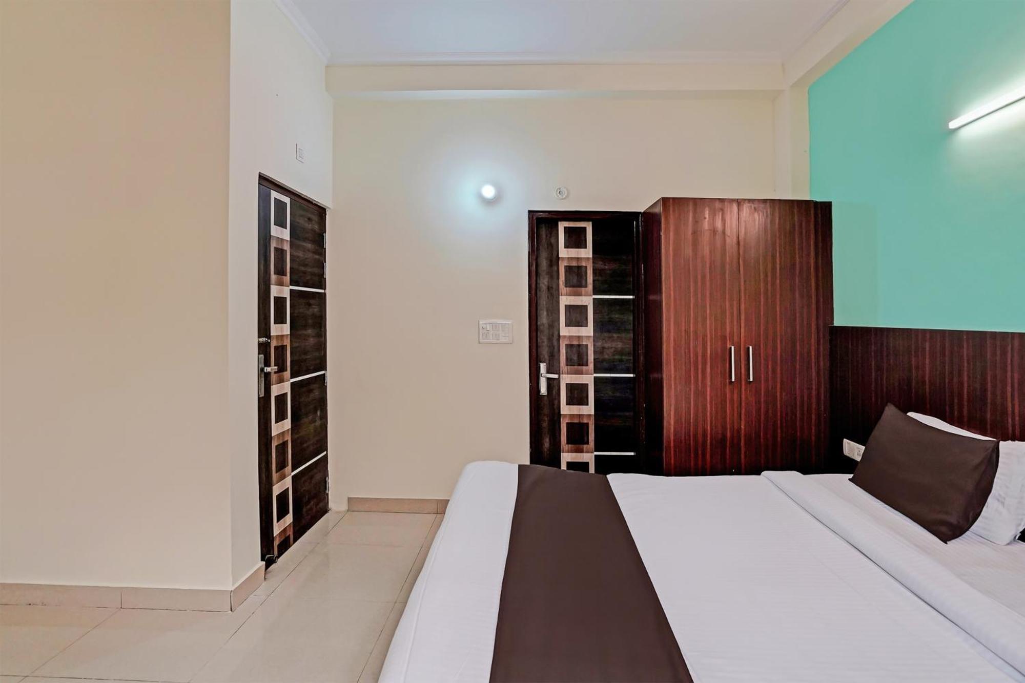 Hotel O Golden Imperial Greater Noida Eksteriør bilde