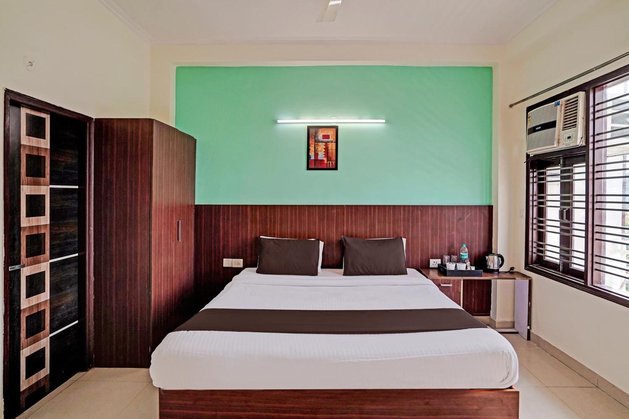 Hotel O Golden Imperial Greater Noida Eksteriør bilde